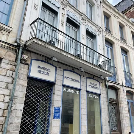 Capsule Street Art - Sauna- Jacuzzi - Playstation 5 - Billard - Netflix - Cinema - Terrasse Apartment